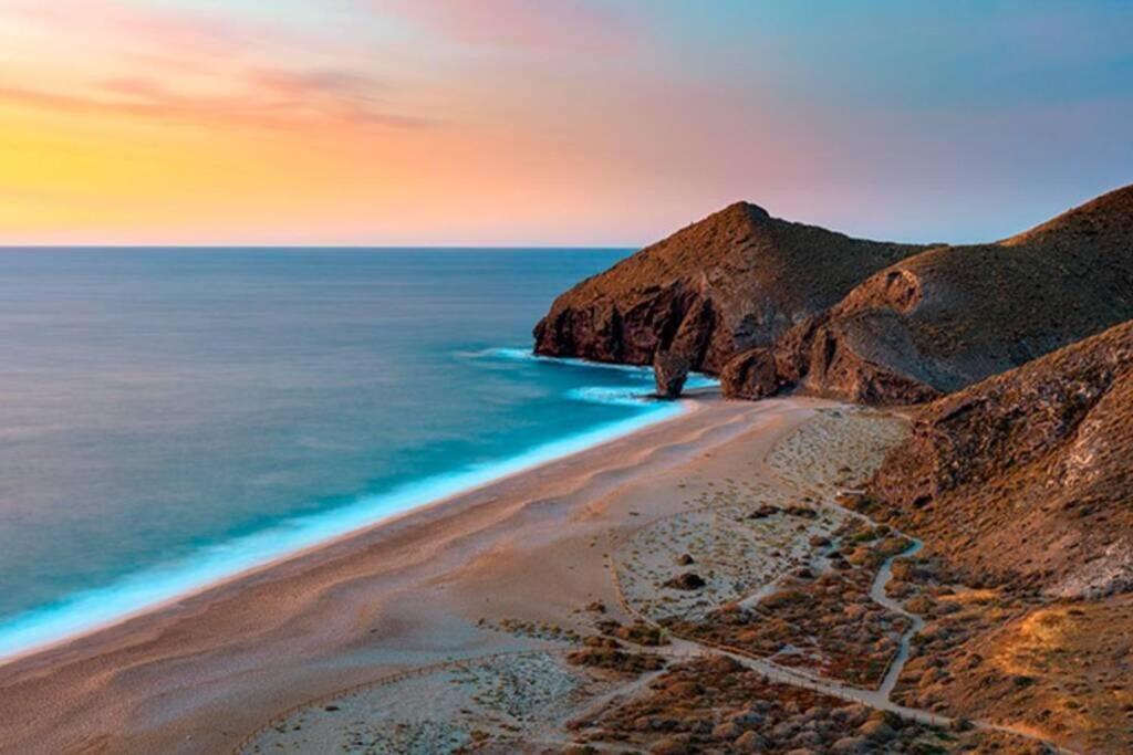 Atico Con Encanto En Cabo De Gata. A 100M De La Playa. Карбонерас Экстерьер фото